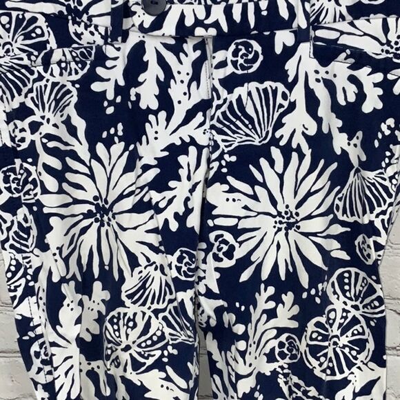 Lilly Pulitzer In the Groove Luxury Capri Pant Navy Seashell Nautical Print Sz 2 - Picture 7 of 9